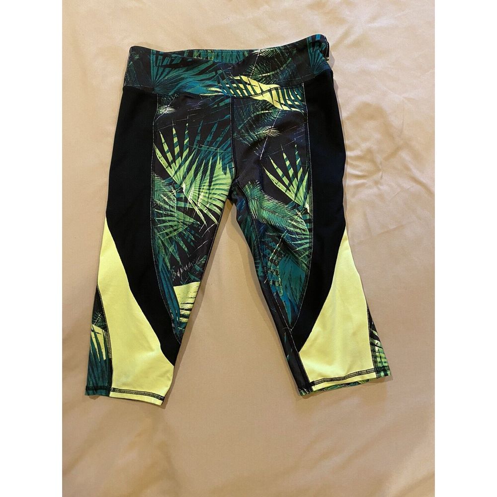 Fabletics SIze M Yoga Pants Leggings with‎ Multicolor Tropical Design